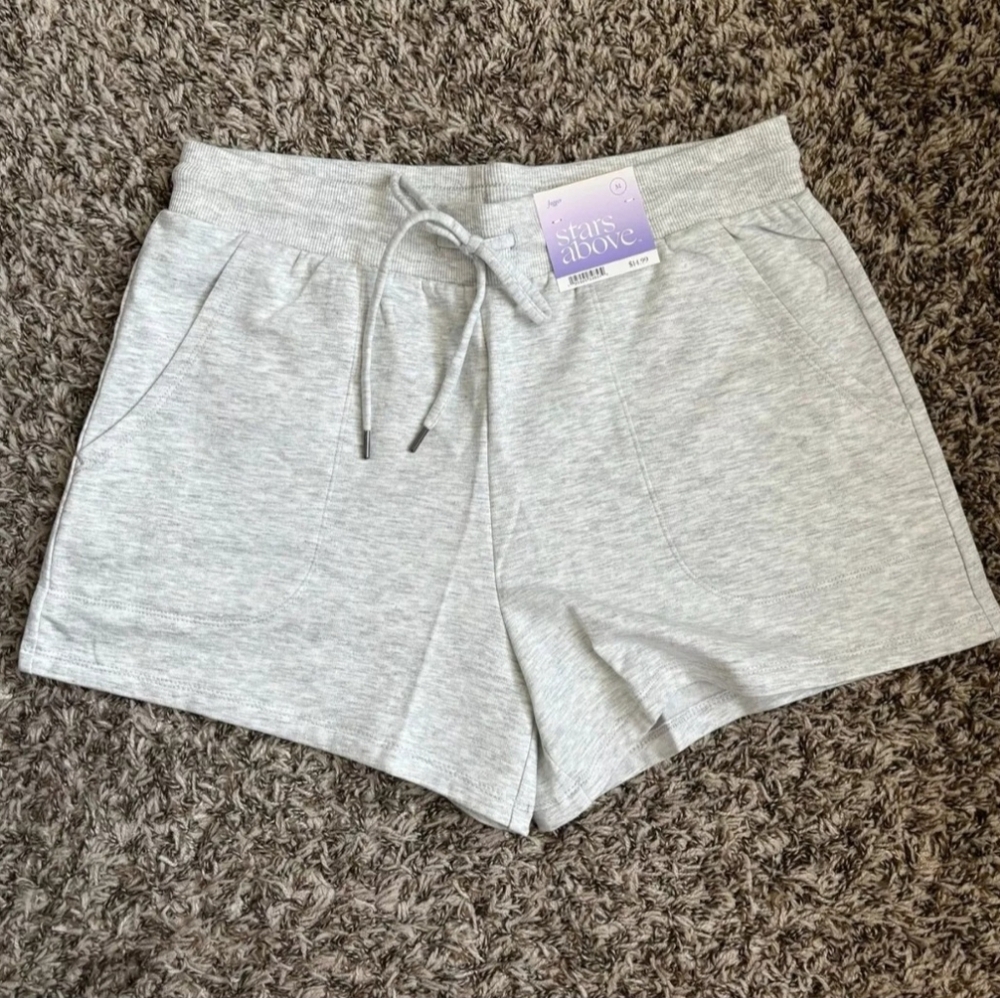 NWT Women's Stars Above Beautifully Soft Fleece Jogger Lounge Shorts, Size Small